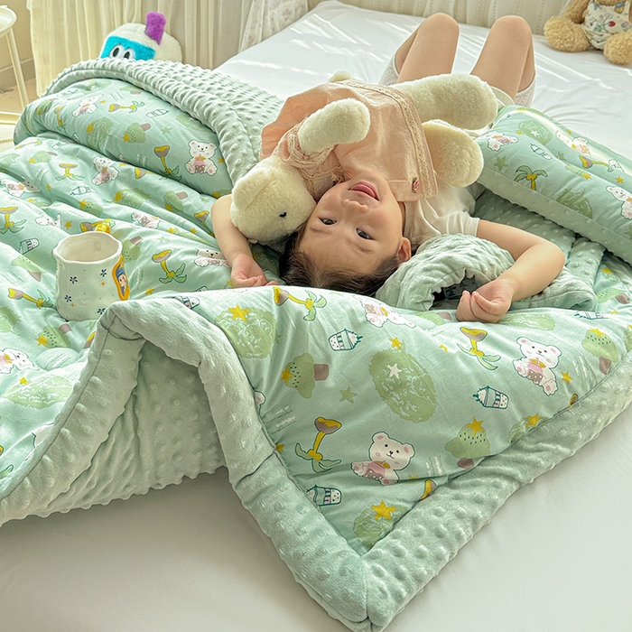 91家纺网 家纺一手货源 找家纺 十九色 2025秋冬新款全棉豆豆被春秋被被子被芯 慕斯熊