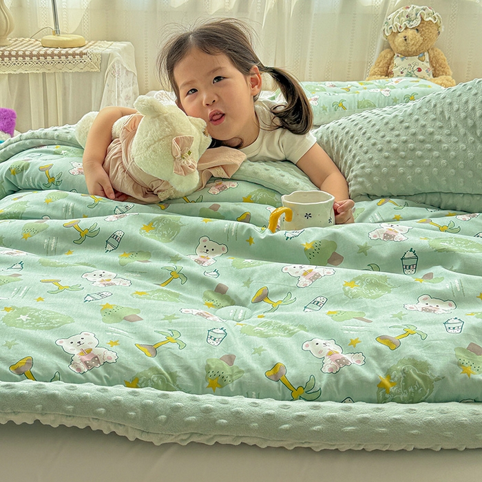 91家纺网 家纺一手货源 找家纺 十九色 2025秋冬新款全棉豆豆被春秋被被子被芯 慕斯熊