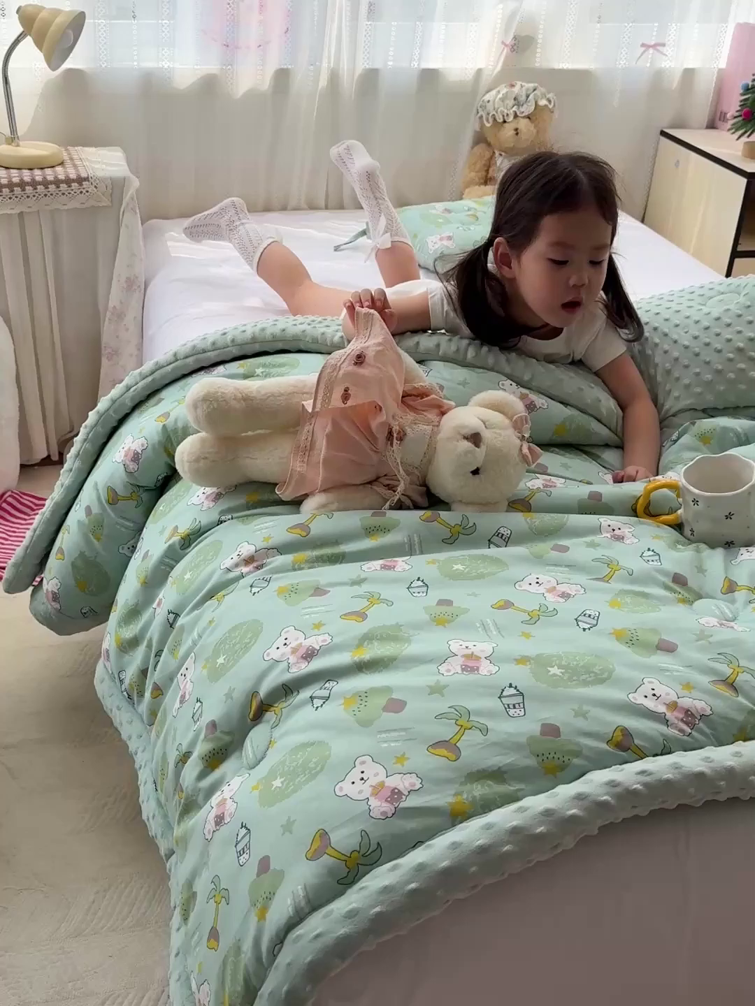 91家纺网 家纺一手货源 找家纺 十九色 2025秋冬新款全棉豆豆被春秋被被子被芯 慕斯熊