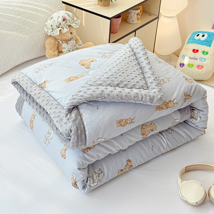 91家纺网 家纺一手货源 找家纺 十九色 2025秋冬新款全棉豆豆被春秋被被子被芯 小布偶