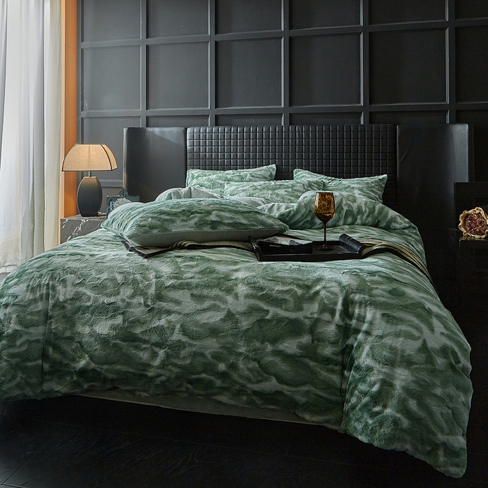 91家纺网 家纺一手货源 找家纺 缘生活 2025新款消光印花绒四件套年轻时尚 消光印花绒-绿色