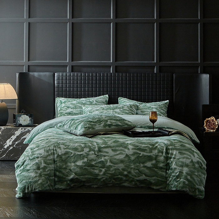 91家纺网 家纺一手货源 找家纺 缘生活 2025新款消光印花绒四件套年轻时尚 消光印花绒-绿色