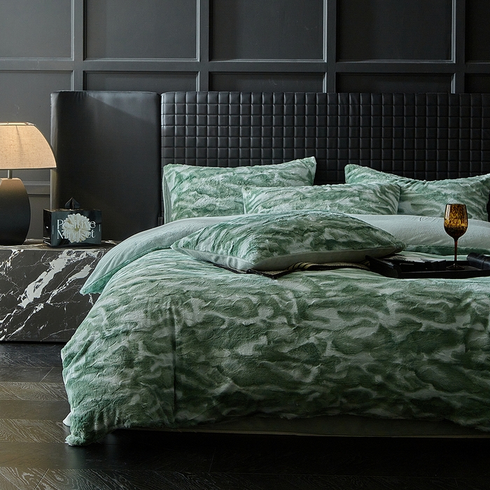 91家纺网 家纺一手货源 找家纺 缘生活 2025新款消光印花绒四件套年轻时尚 消光印花绒-绿色