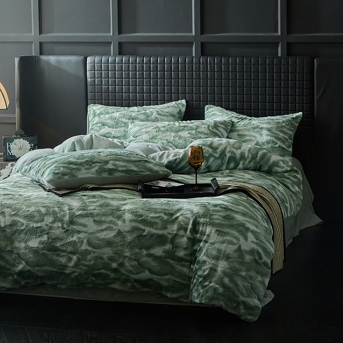 91家纺网 家纺一手货源 找家纺 缘生活 2025新款消光印花绒四件套年轻时尚 消光印花绒-绿色