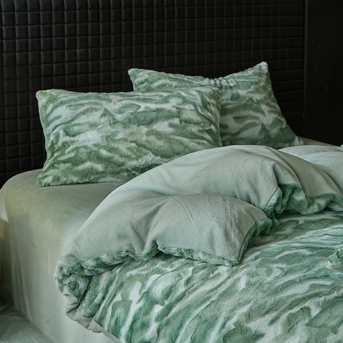 91家纺网 家纺一手货源 找家纺 缘生活 2025新款消光印花绒四件套年轻时尚 消光印花绒-绿色