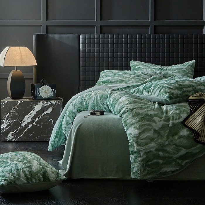 91家纺网 家纺一手货源 找家纺 缘生活 2025新款消光印花绒四件套年轻时尚 消光印花绒-绿色