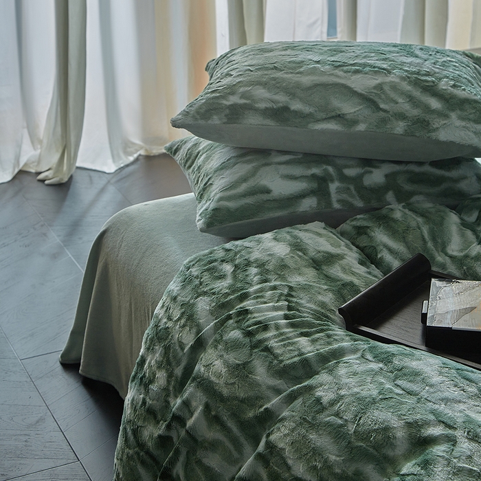 91家纺网 家纺一手货源 找家纺 缘生活 2025新款消光印花绒四件套年轻时尚 消光印花绒-绿色