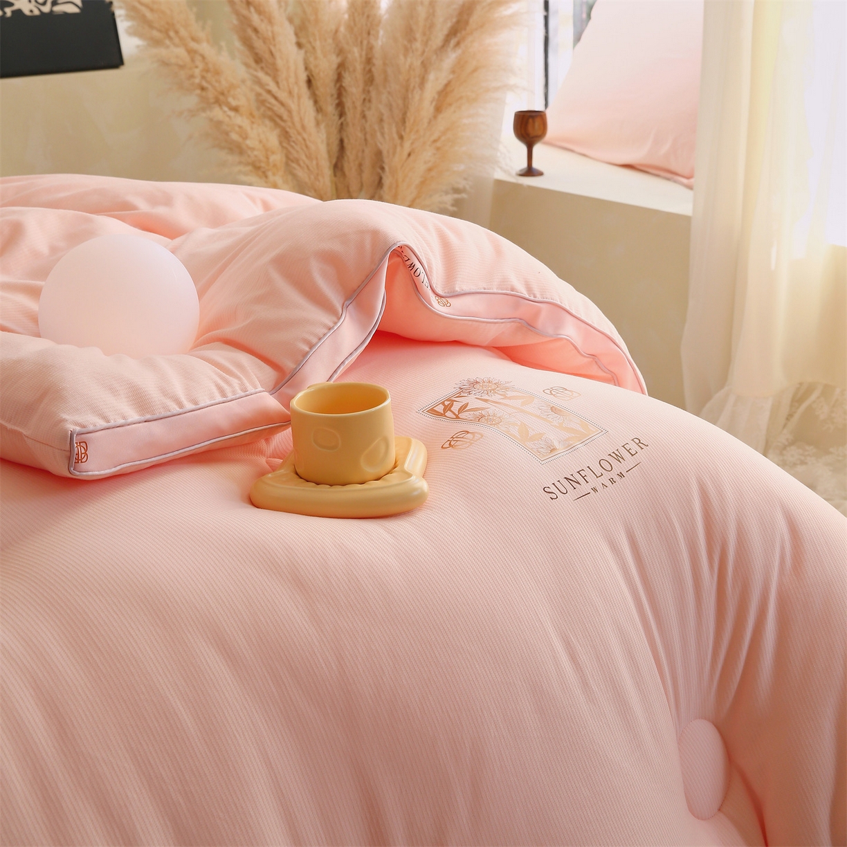 91家纺网 家纺一手货源 找家纺 梵克保罗 2025秋冬新品10A抗菌立体单人被双人被春秋被子被芯外贸-金阙朝岚 金阙朝岚-粉色