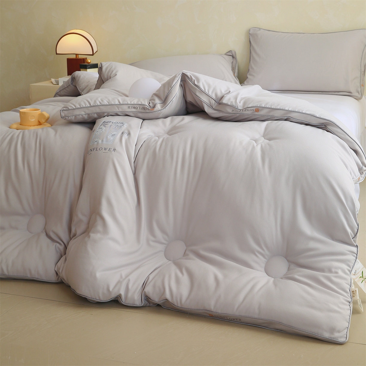 91家纺网 家纺一手货源 找家纺 梵克保罗 2025秋冬新品10A抗菌立体单人被双人被春秋被子被芯外贸-金阙朝岚 金阙朝岚-灰色