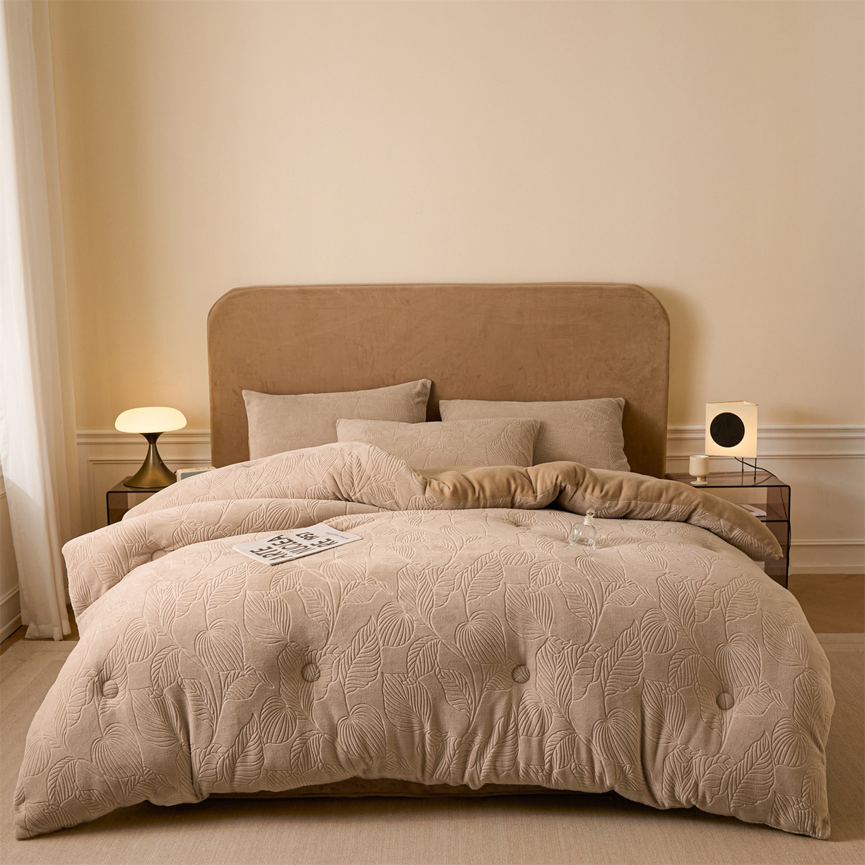 91家纺网 家纺一手货源 找家纺 星座家纺 2025新款雕花绒被子被芯冬被 棕榈-卡其