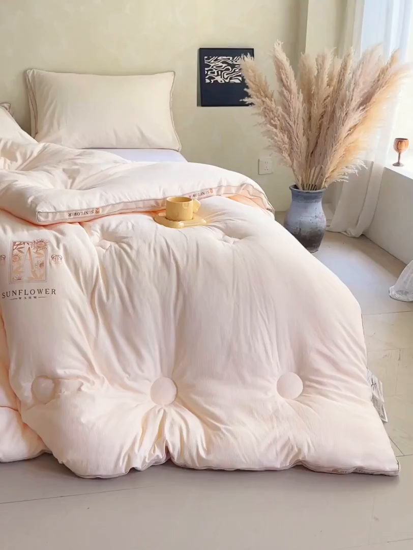 91家纺网 家纺一手货源 找家纺 梵克保罗 2025秋冬新品10A抗菌立体单人被双人被春秋被子被芯外贸-金阙朝岚 金阙朝岚-米色