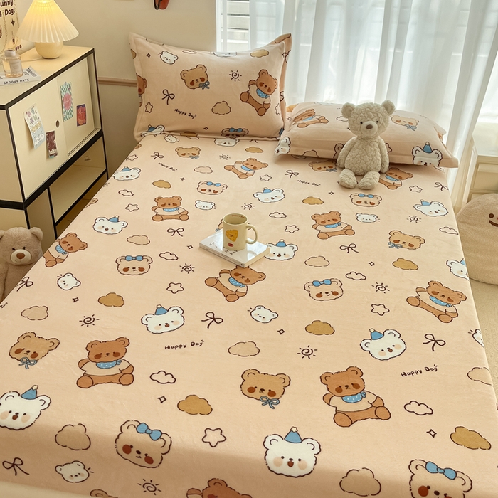 91家纺网 家纺一手货源 找家纺 寻米 2025新款高克重加厚保暖牛奶绒床笠-大床图 布朗尼熊