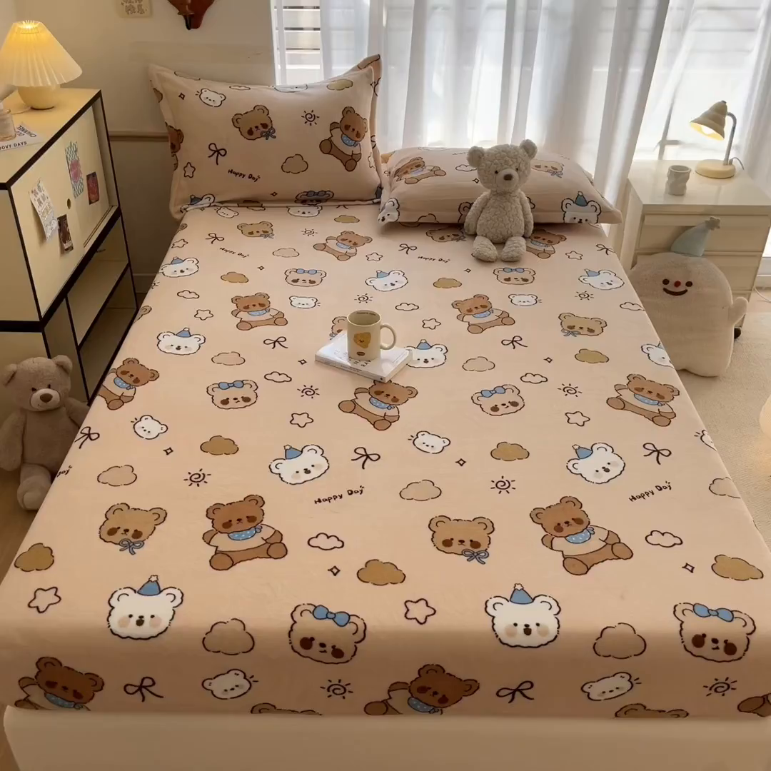 91家纺网 家纺一手货源 找家纺 寻米 2025新款高克重加厚保暖牛奶绒床笠-大床图 布朗尼熊
