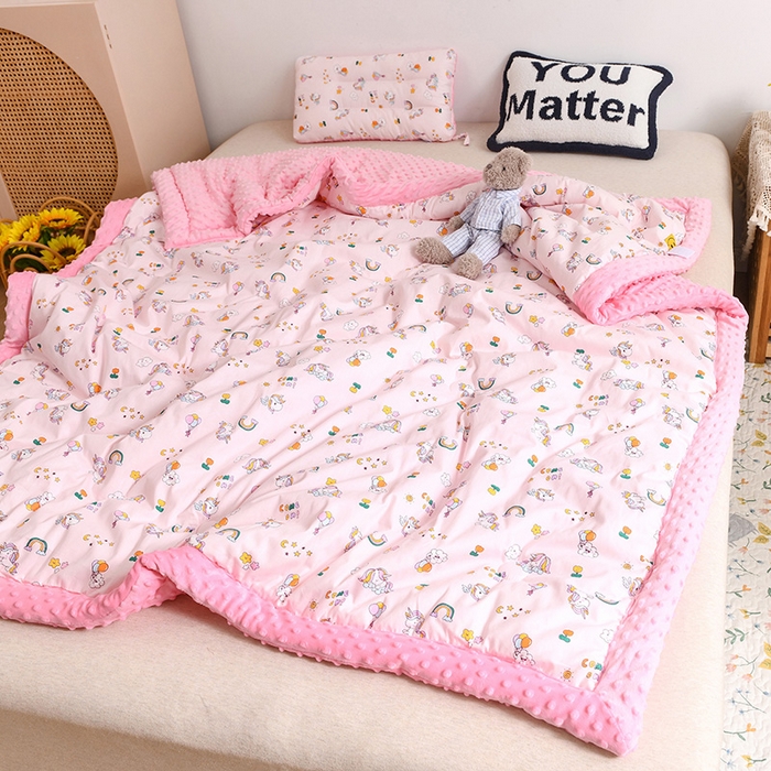 91家纺网 家纺一手货源 找家纺 十九色 2025秋冬新款全棉豆豆被春秋被被子被芯 彩虹小马