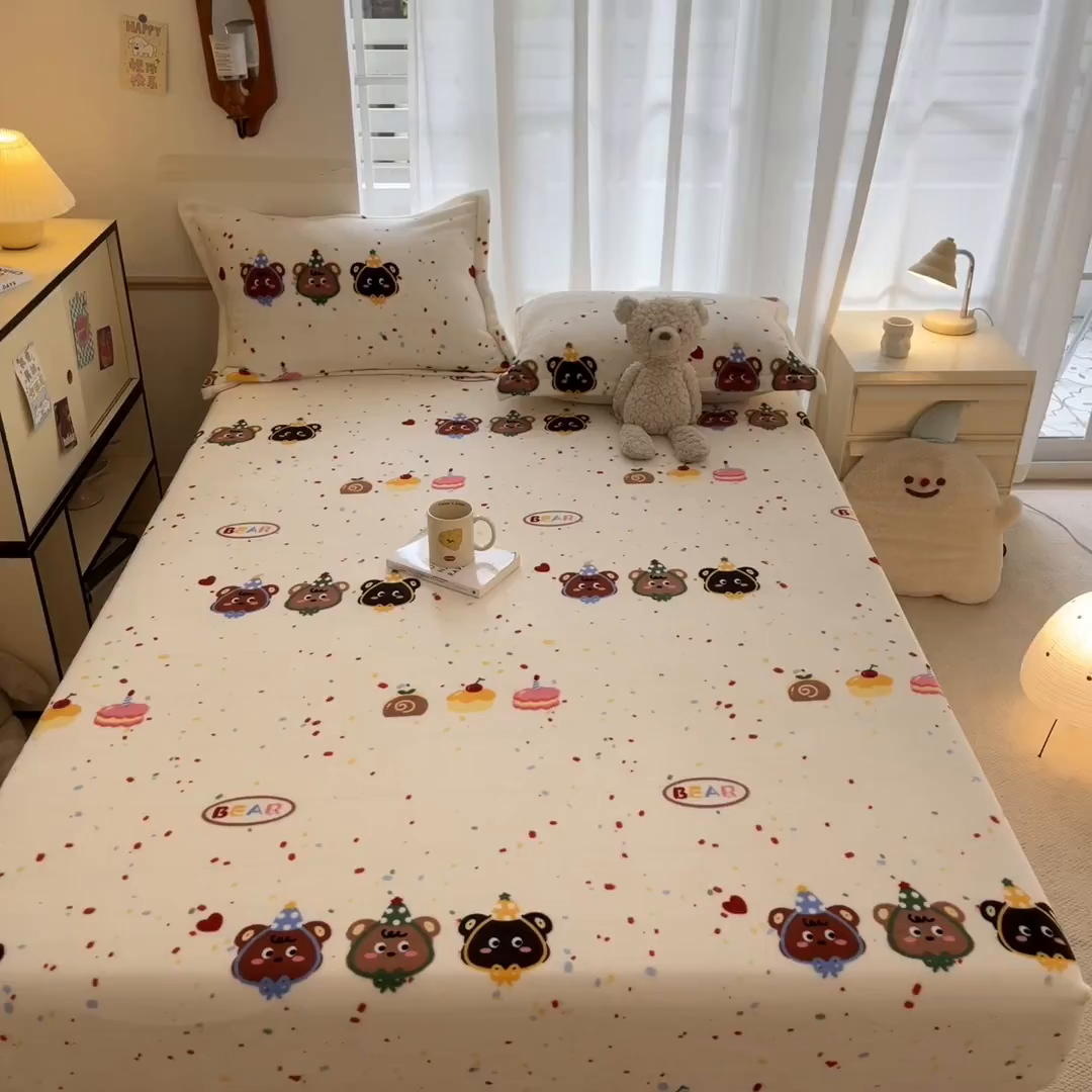 91家纺网 家纺一手货源 找家纺 寻米 2025新款高克重加厚保暖牛奶绒床笠-大床图 彩虹小熊