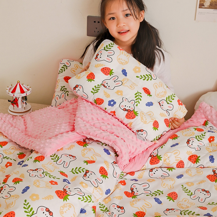 91家纺网 家纺一手货源 找家纺 十九色 2025秋冬新款全棉豆豆被春秋被被子被芯 大白兔