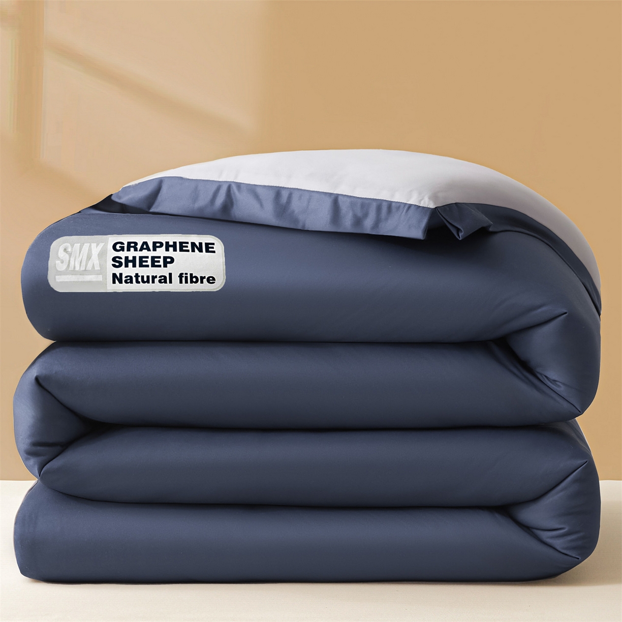 91家纺网 家纺一手货源 找家纺 梵克保罗 2025秋冬新品10A抗菌亚朵同款双盖春秋被子被芯跨境外贸-墨烯引力 组合图