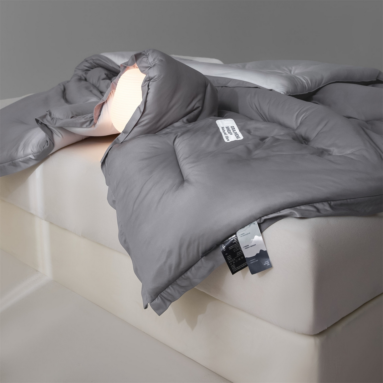 91家纺网 家纺一手货源 找家纺 梵克保罗 2025秋冬新品10A抗菌亚朵同款双盖春秋被子被芯跨境外贸-墨烯引力 墨烯引力-灰色