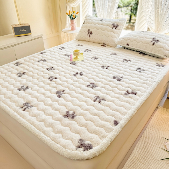 91家纺网 家纺一手货源 找家纺 （总）LIFE.丽芙 2025秋冬新款北极绒加厚夹棉床垫床护垫单件牛奶绒床褥床垫子三件套