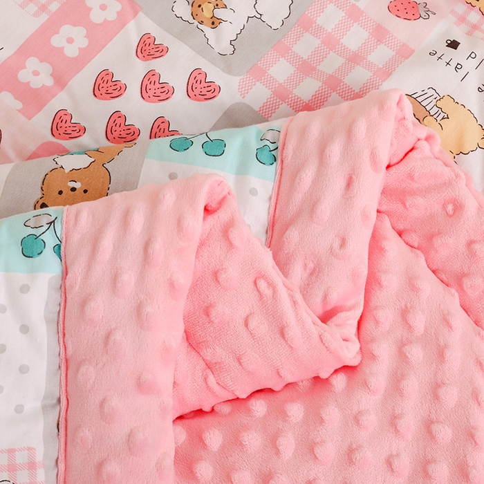 91家纺网 家纺一手货源 找家纺 十九色 2025秋冬新款全棉豆豆被春秋被被子被芯 蛋糕熊