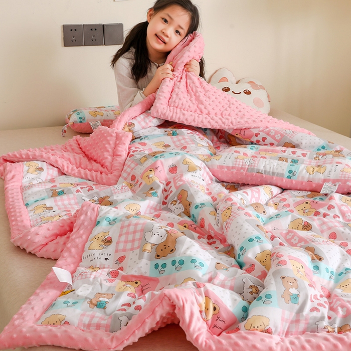 91家纺网 家纺一手货源 找家纺 十九色 2025秋冬新款全棉豆豆被春秋被被子被芯 蛋糕熊