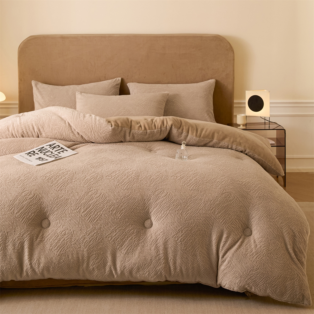 91家纺网 家纺一手货源 找家纺 星座家纺 2025新款雕花绒被子被芯冬被 格纹-卡其