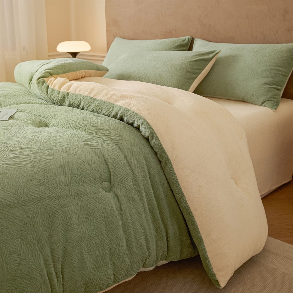 91家纺网 家纺一手货源 找家纺 星座家纺 2025新款雕花绒被子被芯冬被 格纹-抹茶绿