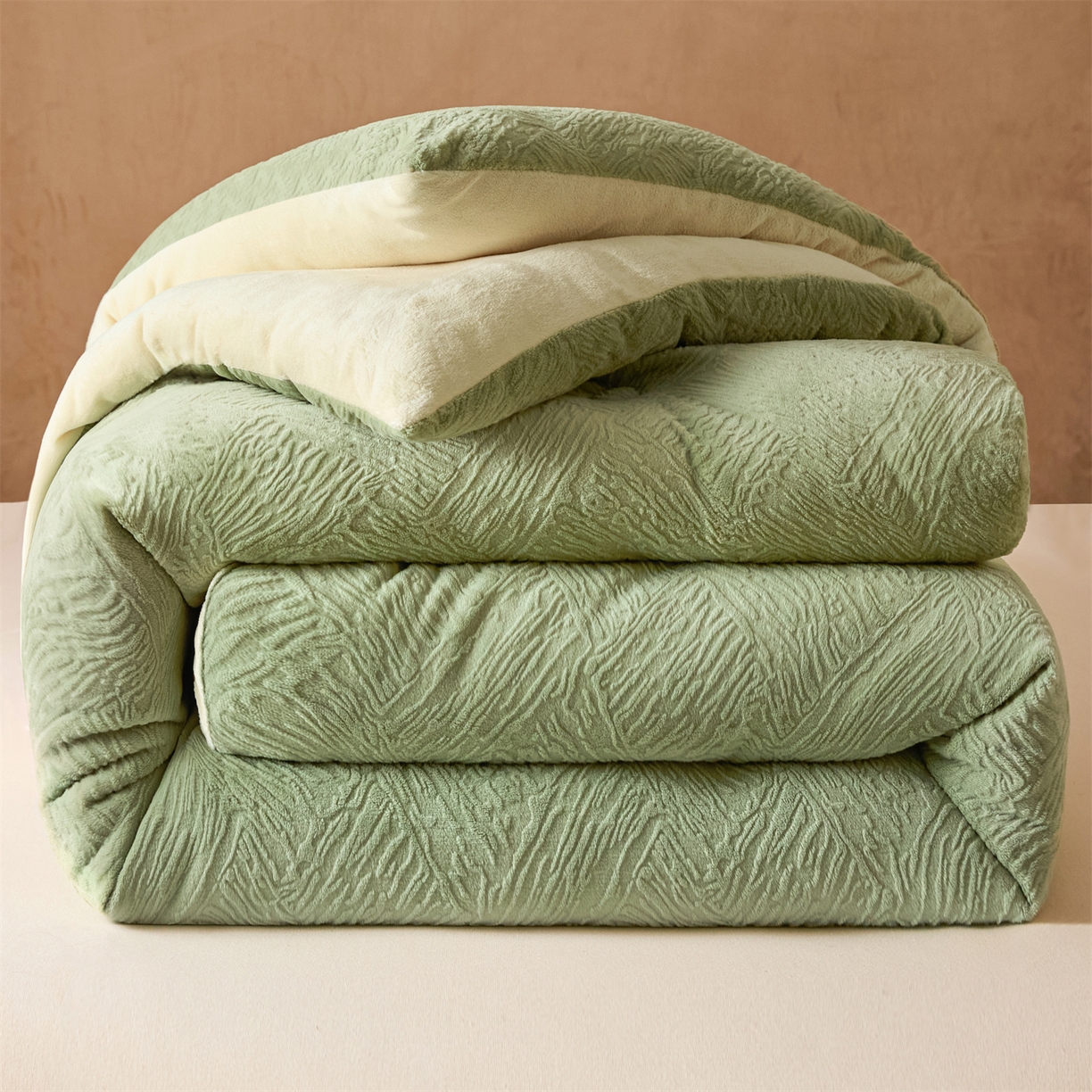 91家纺网 家纺一手货源 找家纺 星座家纺 2025新款雕花绒被子被芯冬被 格纹-抹茶绿