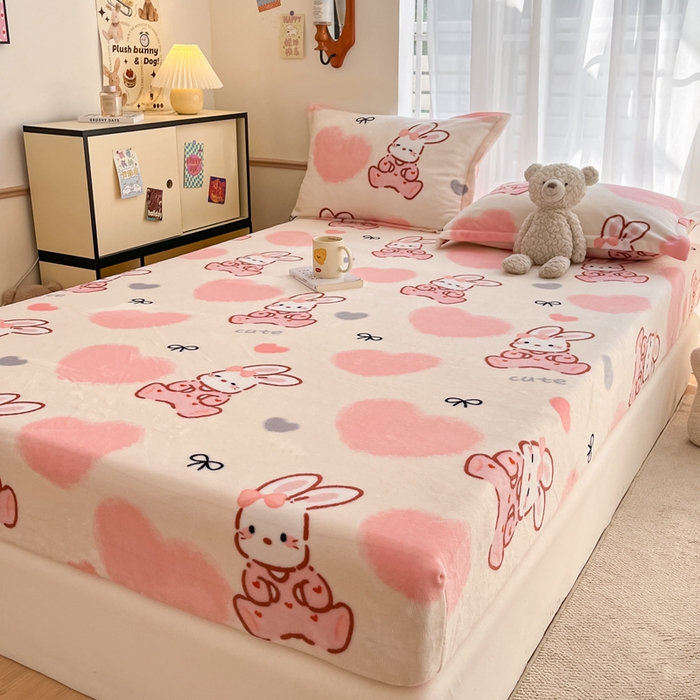 91家纺网 家纺一手货源 找家纺 寻米 2025新款高克重加厚保暖牛奶绒床笠-大床图 好眠兔兔