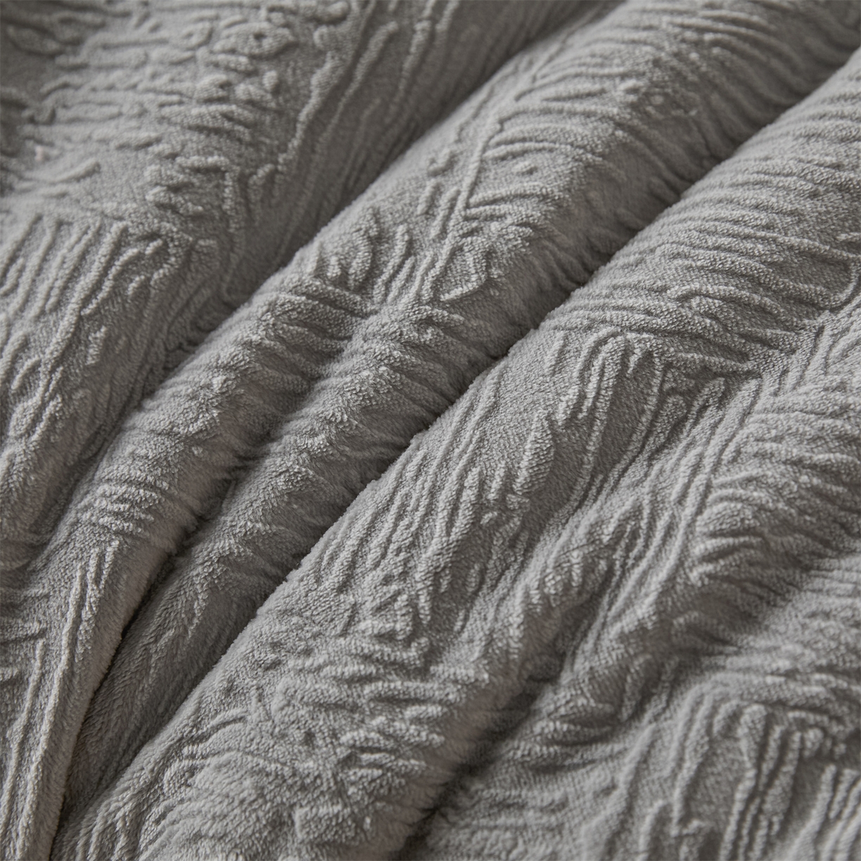 91家纺网 家纺一手货源 找家纺 星座家纺 2025新款雕花绒被子被芯冬被 格纹--山灰