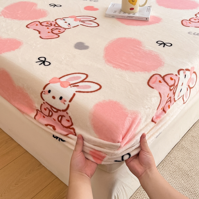 91家纺网 家纺一手货源 找家纺 寻米 2025新款高克重加厚保暖牛奶绒床笠-大床图 好眠兔兔