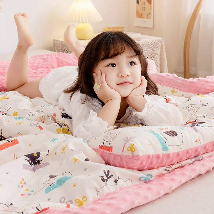 91家纺网 家纺一手货源 找家纺 十九色 2025秋冬新款全棉豆豆被春秋被被子被芯 动物世界