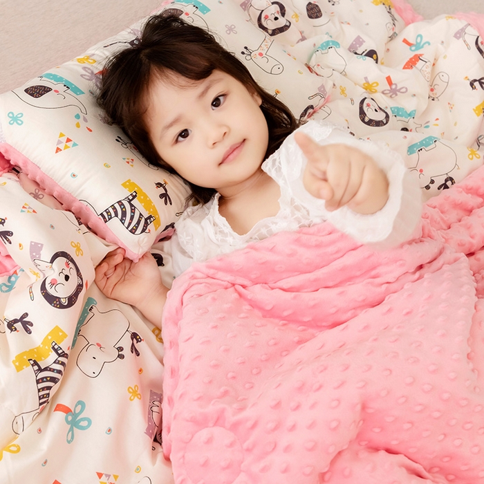 91家纺网 家纺一手货源 找家纺 十九色 2025秋冬新款全棉豆豆被春秋被被子被芯 动物世界