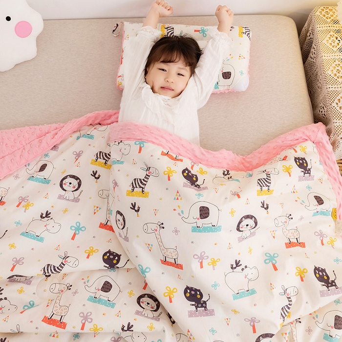 91家纺网 家纺一手货源 找家纺 十九色 2025秋冬新款全棉豆豆被春秋被被子被芯 动物世界