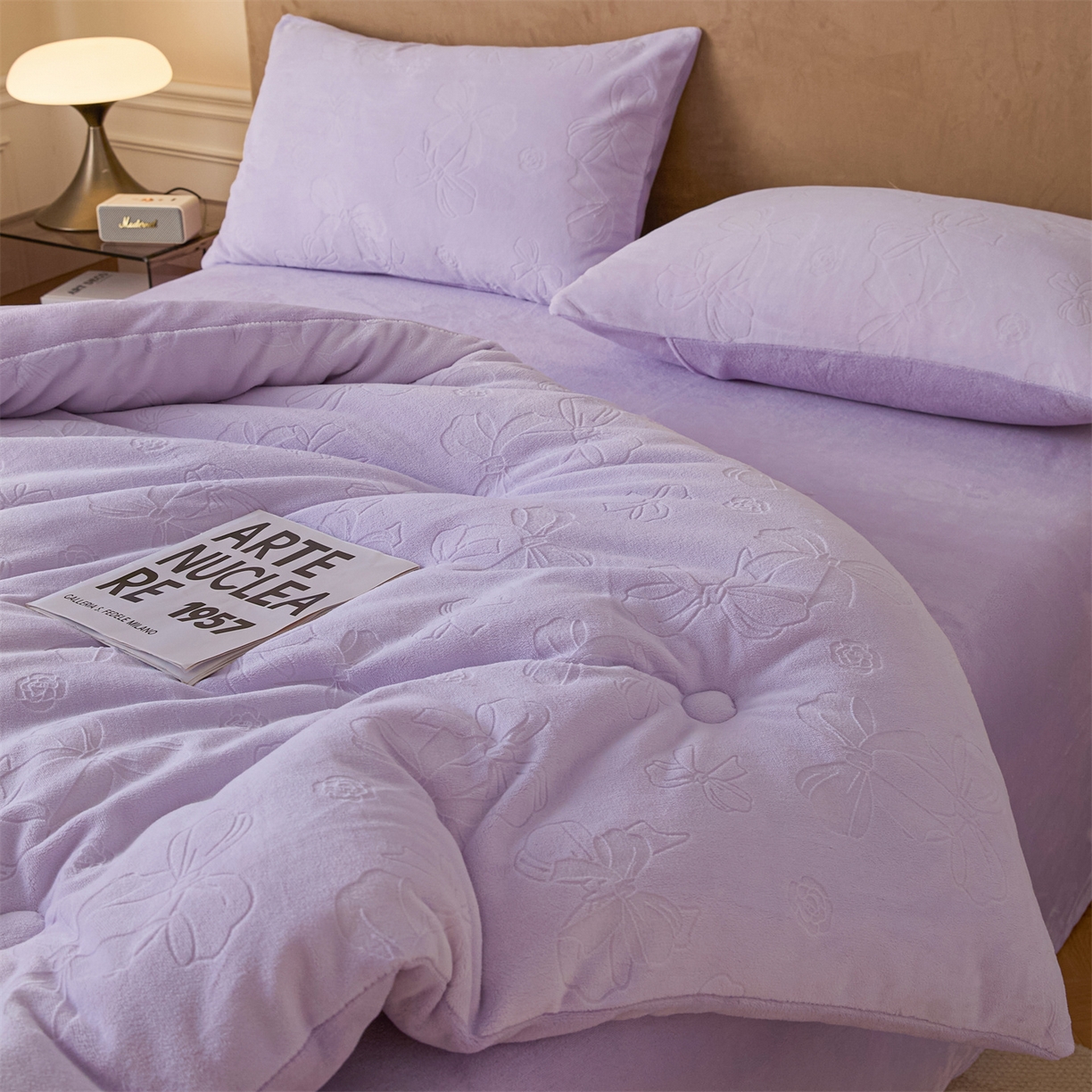 91家纺网 家纺一手货源 找家纺 星座家纺 2025新款雕花绒被子被芯冬被 蝴蝶结-紫