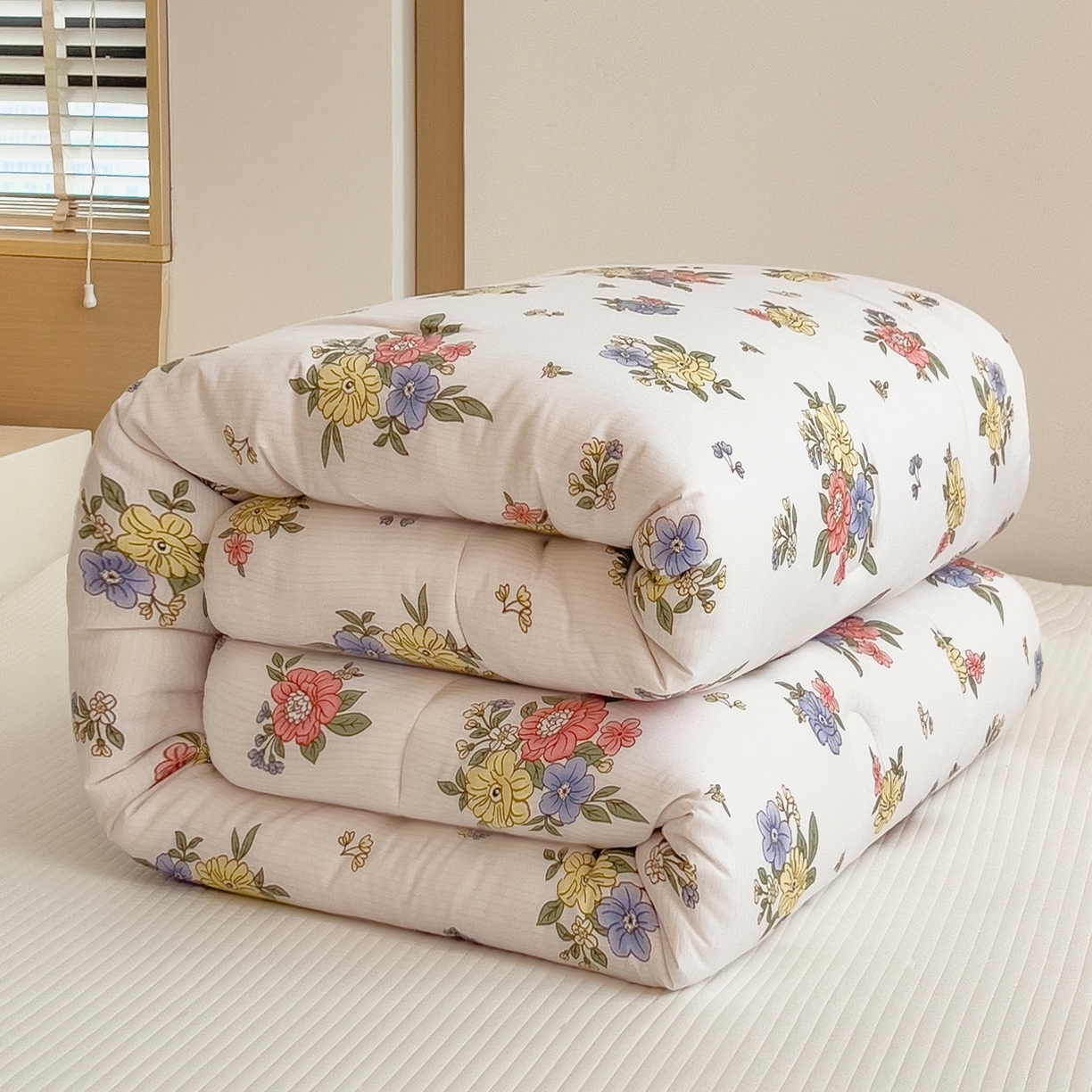 91家纺网 家纺一手货源 找家纺 梵克保罗 2025秋冬新品10A抗菌双层纱冬被被子被芯 繁花似锦