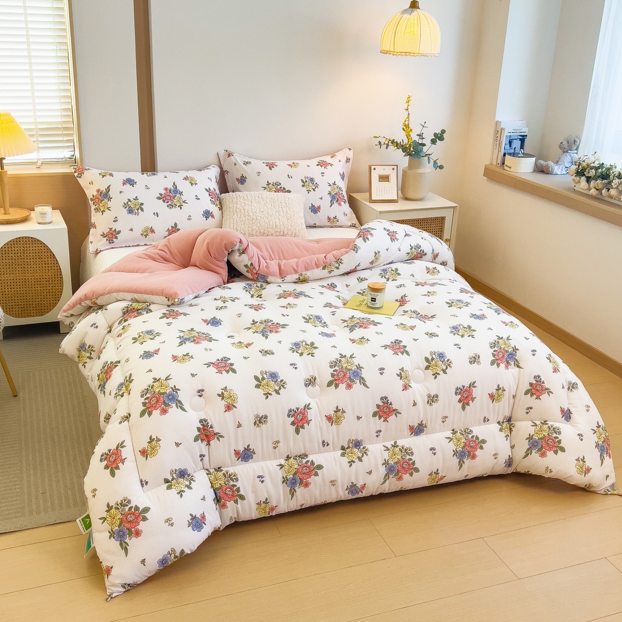 91家纺网 家纺一手货源 找家纺 梵克保罗 2025秋冬新品10A抗菌双层纱冬被被子被芯 繁花似锦