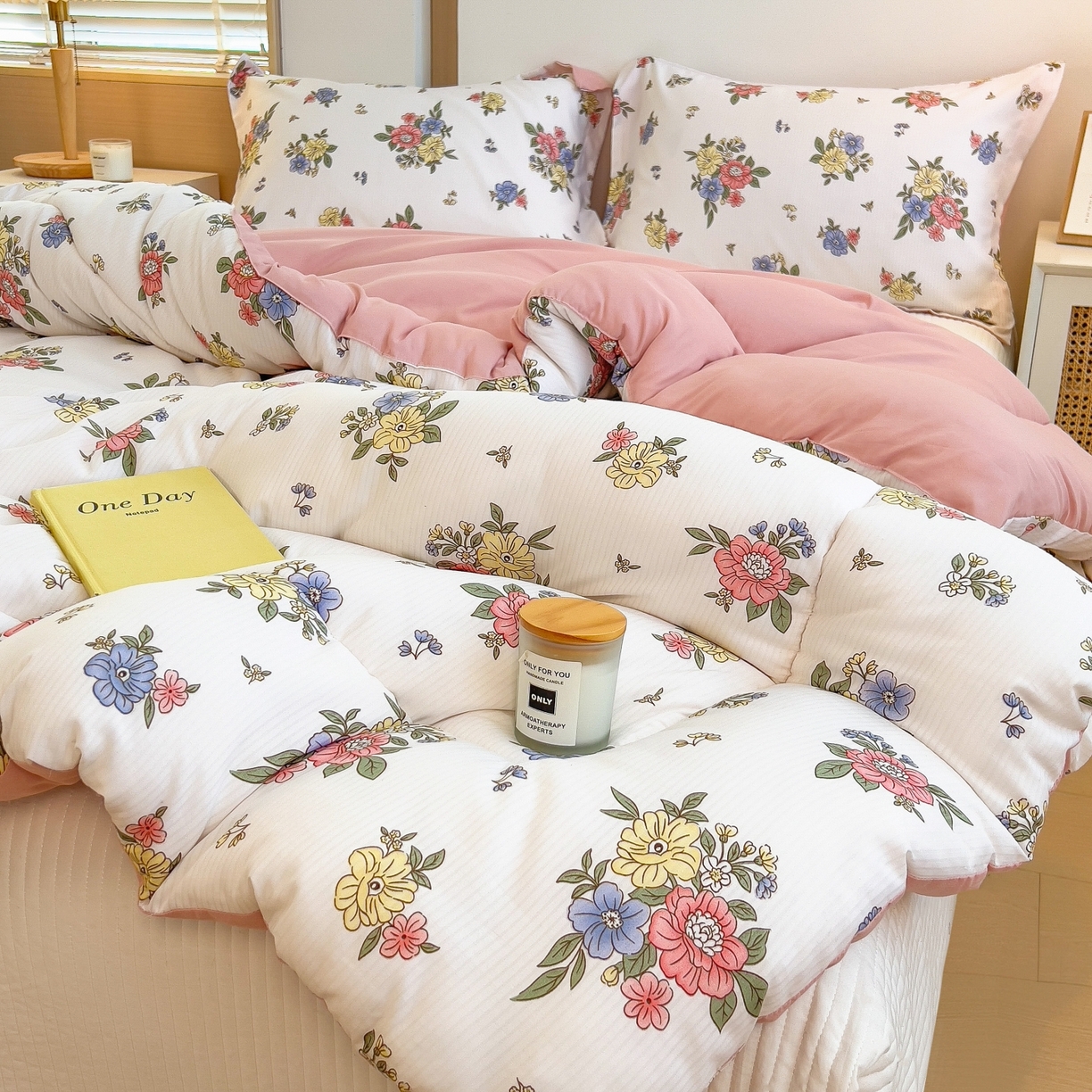 91家纺网 家纺一手货源 找家纺 梵克保罗 2025秋冬新品10A抗菌双层纱冬被被子被芯 繁花似锦