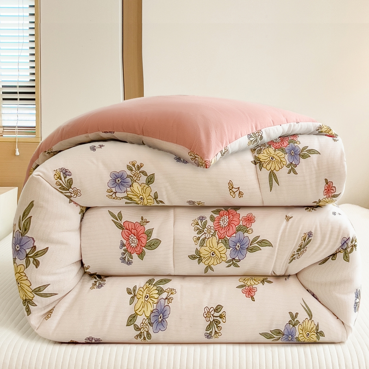 91家纺网 家纺一手货源 找家纺 梵克保罗 2025秋冬新品10A抗菌双层纱冬被被子被芯 繁花似锦