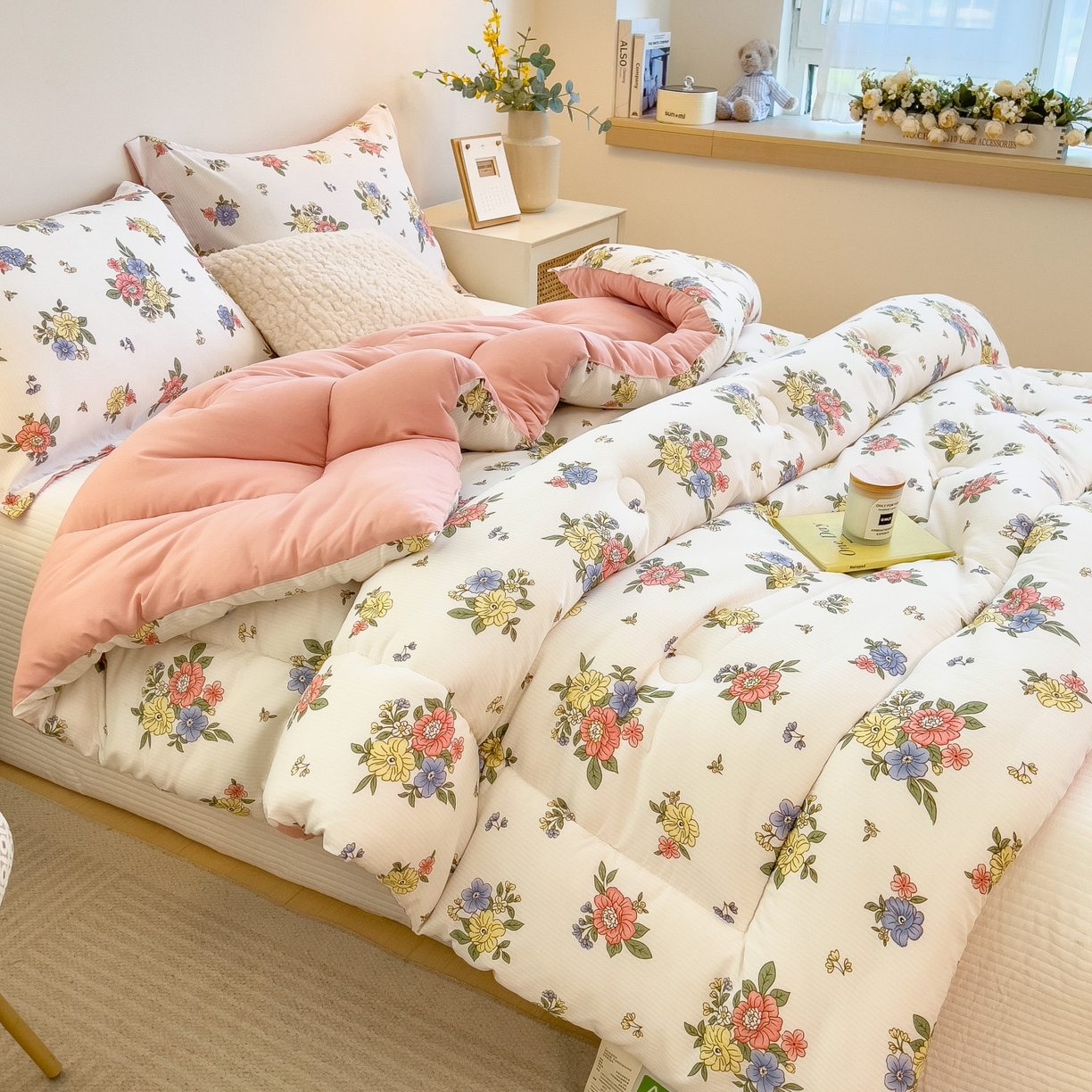 91家纺网 家纺一手货源 找家纺 梵克保罗 2025秋冬新品10A抗菌双层纱冬被被子被芯 繁花似锦