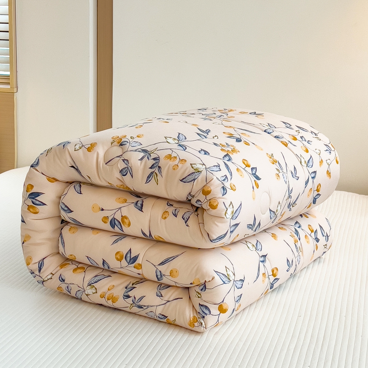 91家纺网 家纺一手货源 找家纺 梵克保罗 2025秋冬新品10A抗菌双层纱冬被被子被芯 金桔