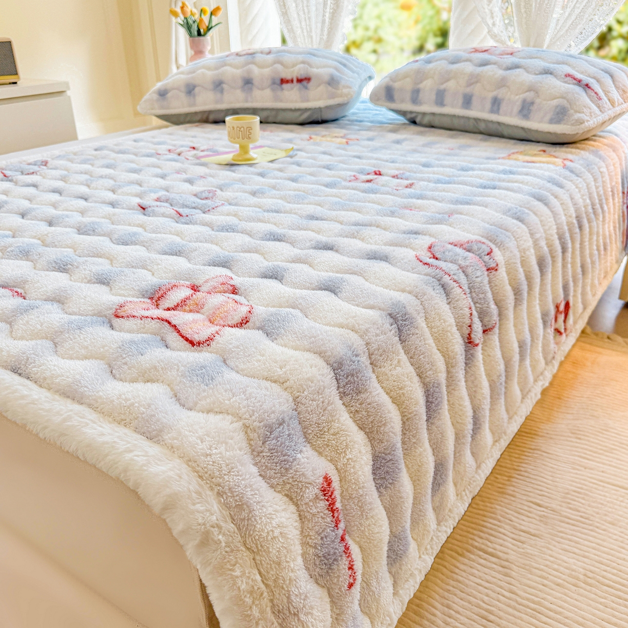 91家纺网 家纺一手货源 找家纺 （总）LIFE.丽芙 2025秋冬新款北极绒加厚夹棉床垫床护垫单件牛奶绒床褥床垫子三件套