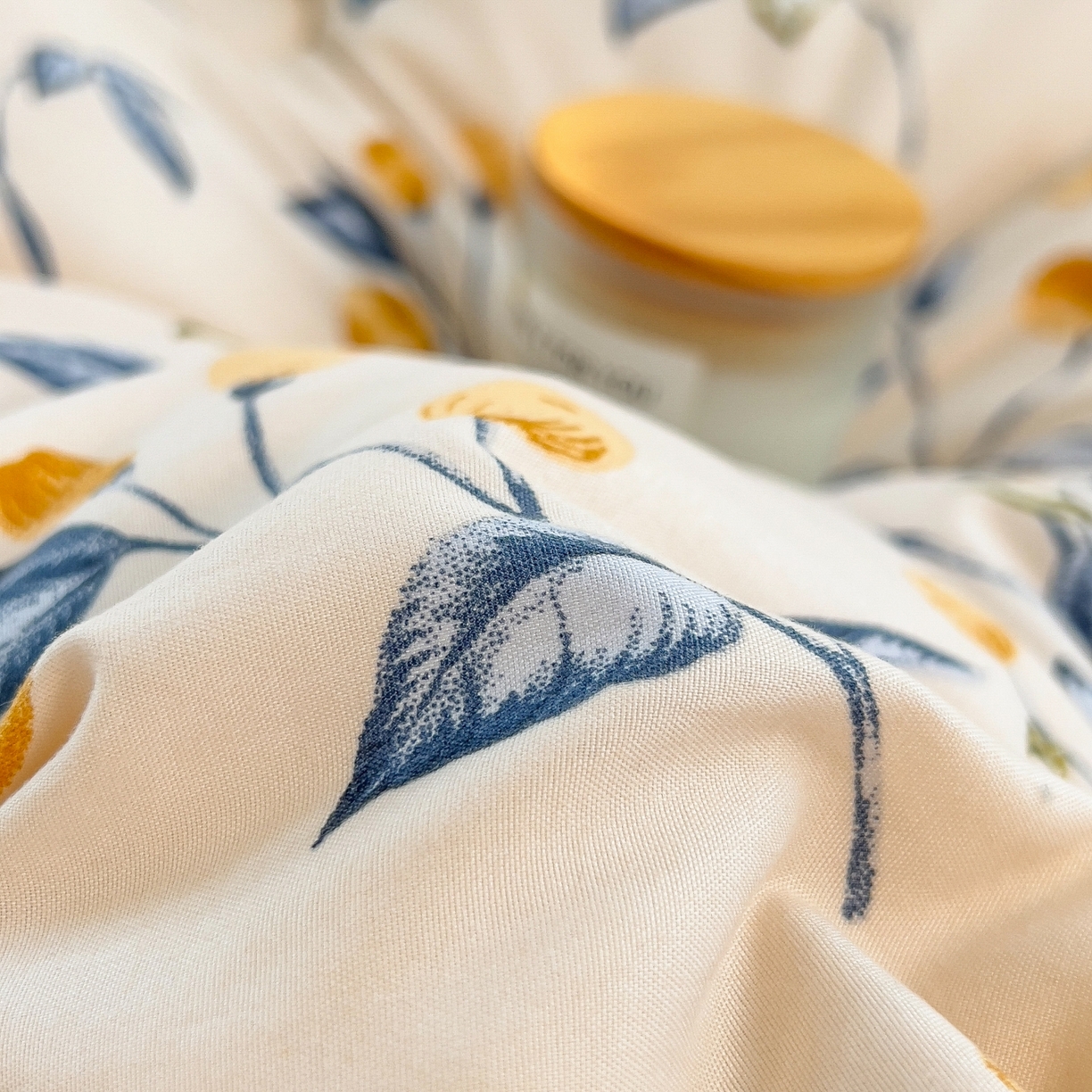 91家纺网 家纺一手货源 找家纺 梵克保罗 2025秋冬新品10A抗菌双层纱冬被被子被芯 金桔