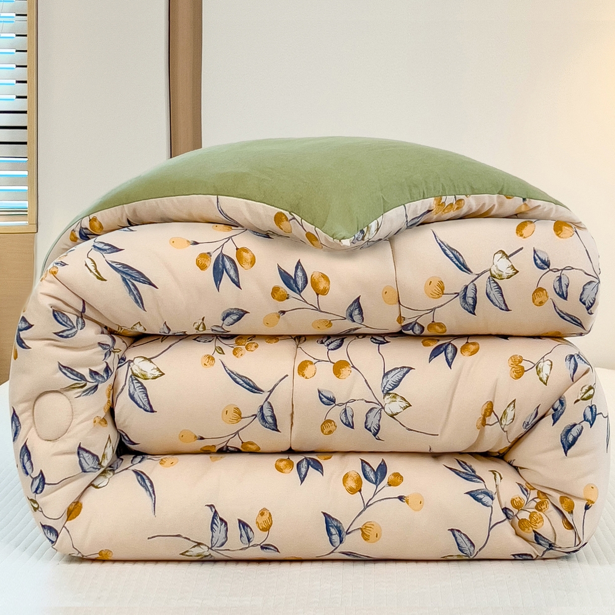 91家纺网 家纺一手货源 找家纺 梵克保罗 2025秋冬新品10A抗菌双层纱冬被被子被芯 金桔