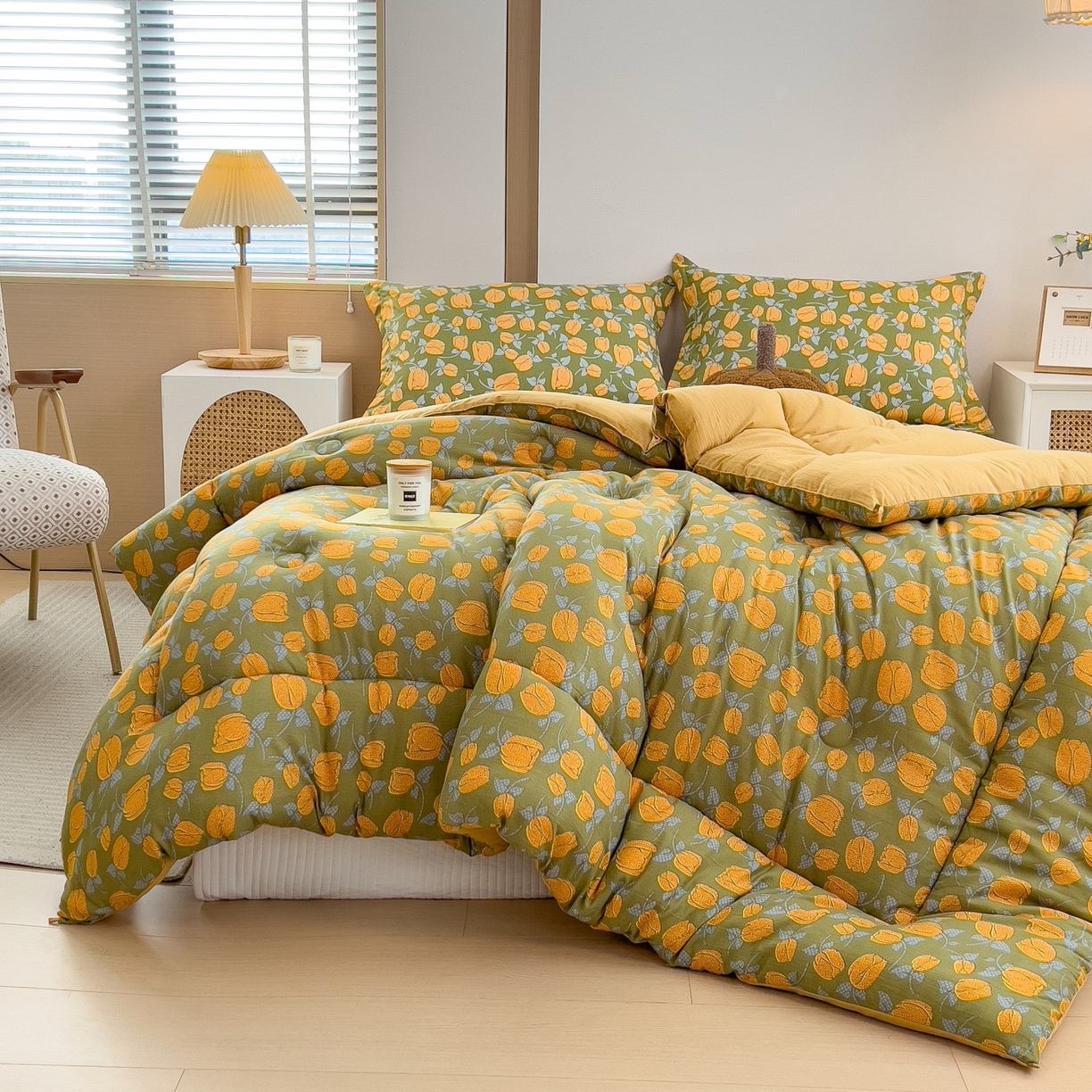 91家纺网 家纺一手货源 找家纺 梵克保罗 2025秋冬新品10A抗菌双层纱冬被被子被芯 郁金香