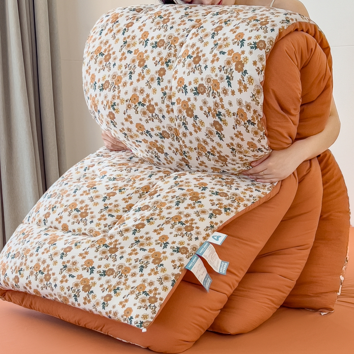 91家纺网 家纺一手货源 找家纺 梵克保罗 2025秋冬新品10A抗菌双层纱冬被被子被芯 小雏菊