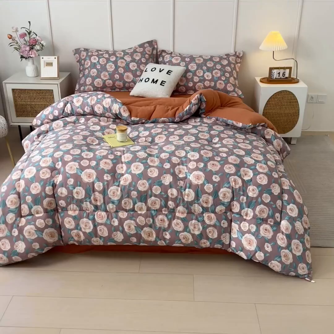 91家纺网 家纺一手货源 找家纺 梵克保罗 2025秋冬新品10A抗菌双层纱冬被被子被芯 玫瑰物语