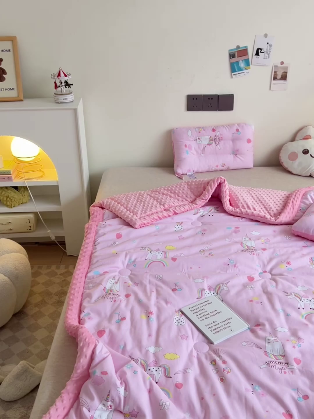 91家纺网 家纺一手货源 找家纺 十九色 2025秋冬新款全棉豆豆被春秋被被子被芯 独角马