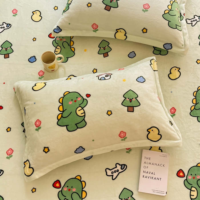 91家纺网 家纺一手货源 找家纺 寻米 2025新款高克重加厚保暖牛奶绒床笠-大床图 恐龙森林