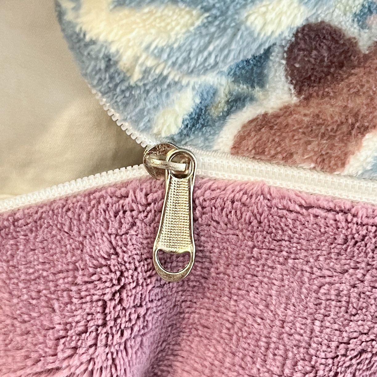 91家纺网 家纺一手货源 找家纺 （总）云玲时尚 2025新款加厚牛奶绒印花四件套